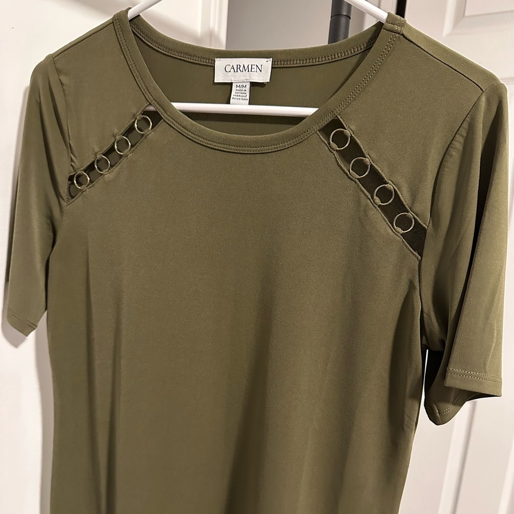 D ring shirt
